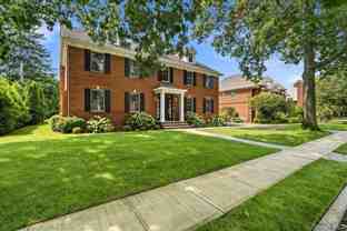 198 Kensington Rd - Photo 1 of 1