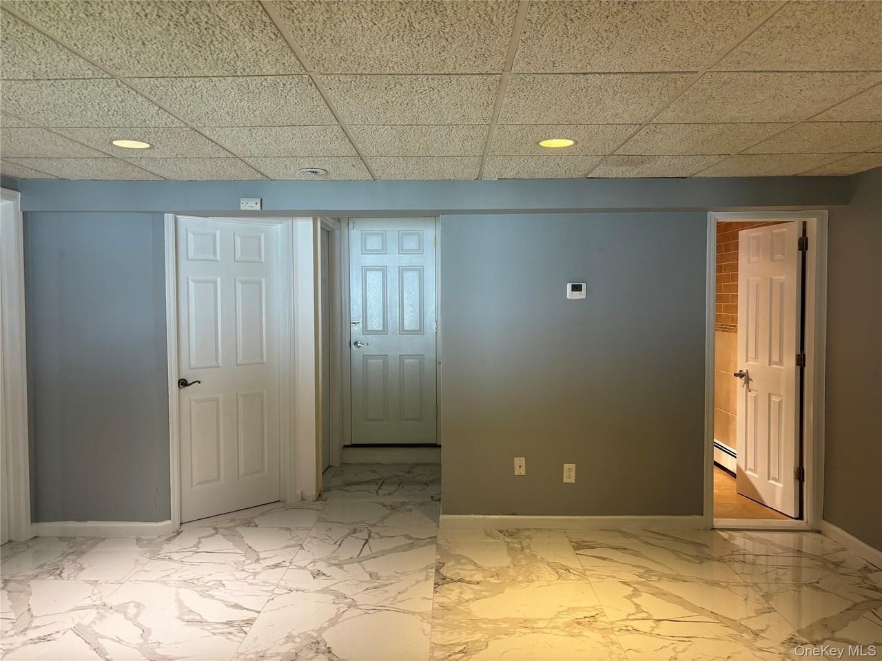 275 Evergreen Ave - Photo 2 of 17