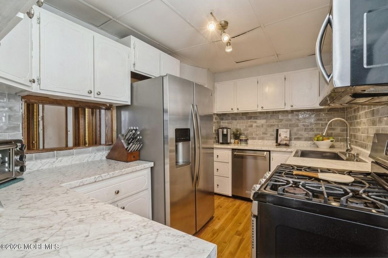 148 Mckinley Ave - Photo 2 of 12