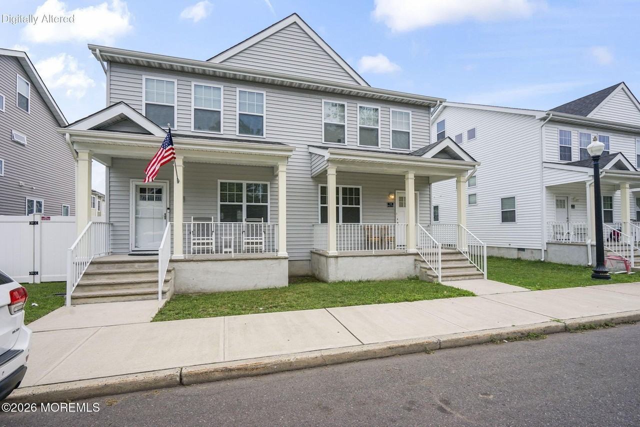 1508 Heck Ave - Photo 2 of 17