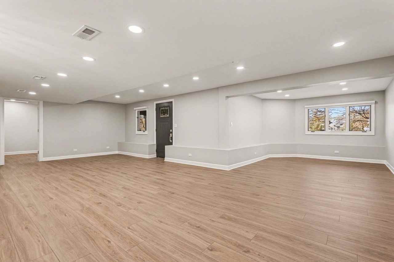 841 Turnbridge Cir - Photo 4 of 35