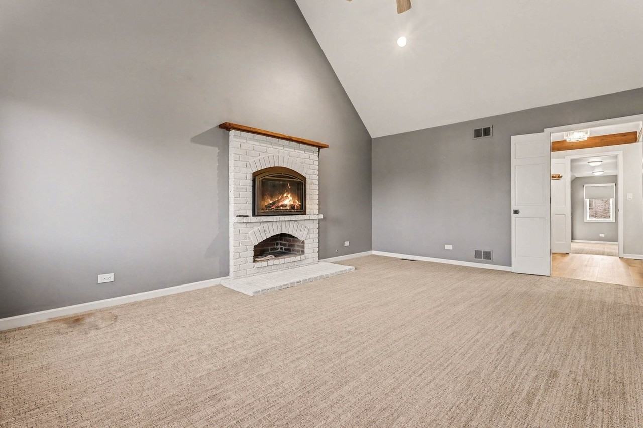 841 Turnbridge Cir - Photo 6 of 35