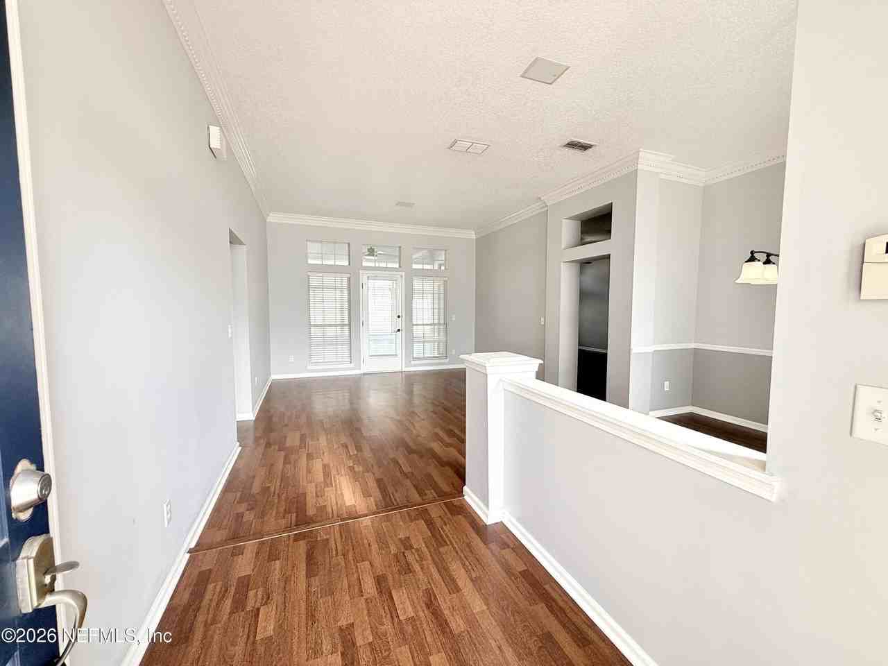 11411 Kingsley Manor Way - Photo 6 of 43