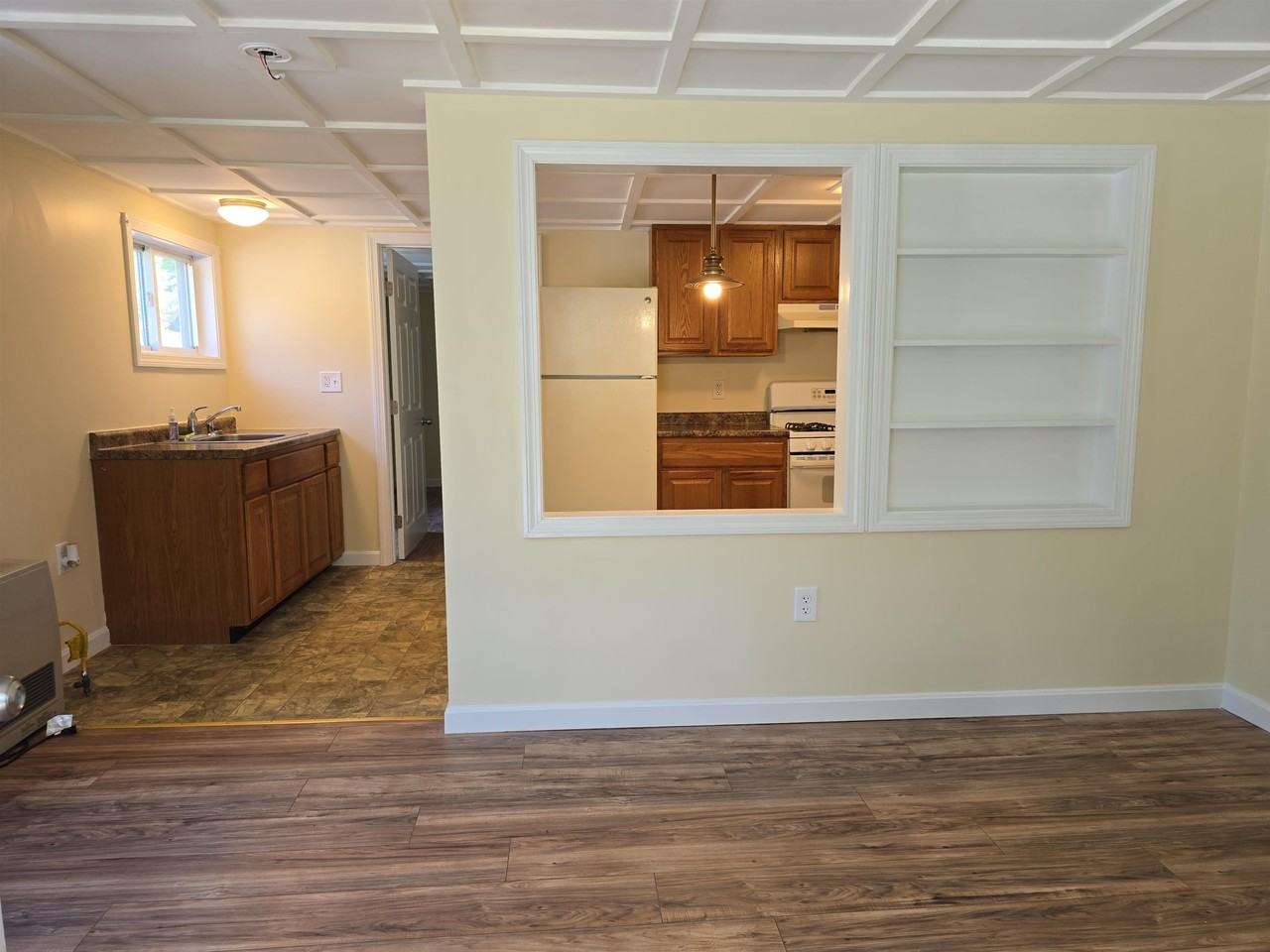 111 Maple St #B - Photo 2 of 15