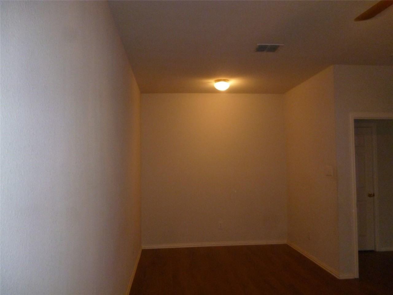 3407 Melvin Dr - Photo 4 of 8