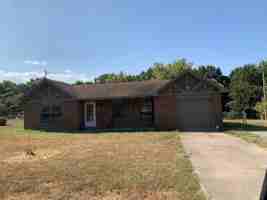 featured image of 2122 W Austin Ave