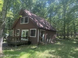 featured image of 2111 Spring Dr