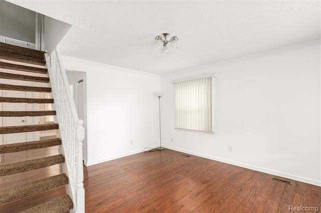 2200 Guthrie Ave - Photo 3 of 28