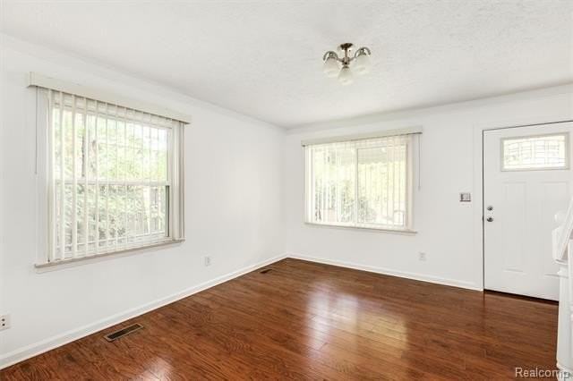 2200 Guthrie Ave - Photo 6 of 28
