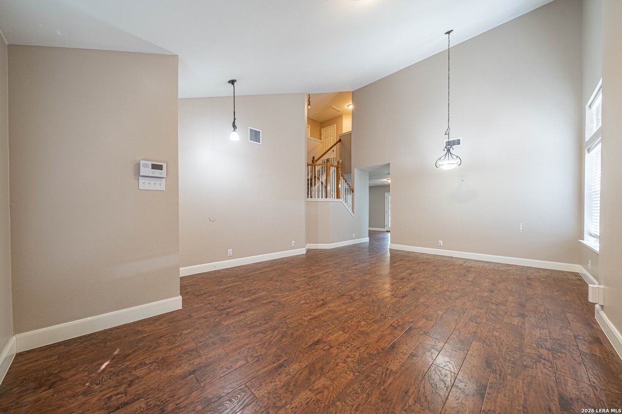 3620 Prairie Ln - Photo 4 of 30