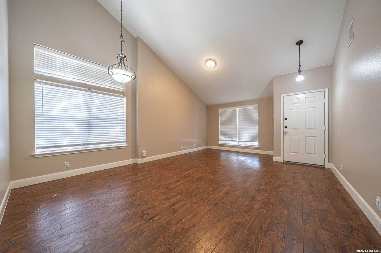 3620 Prairie Ln - Photo 6 of 30