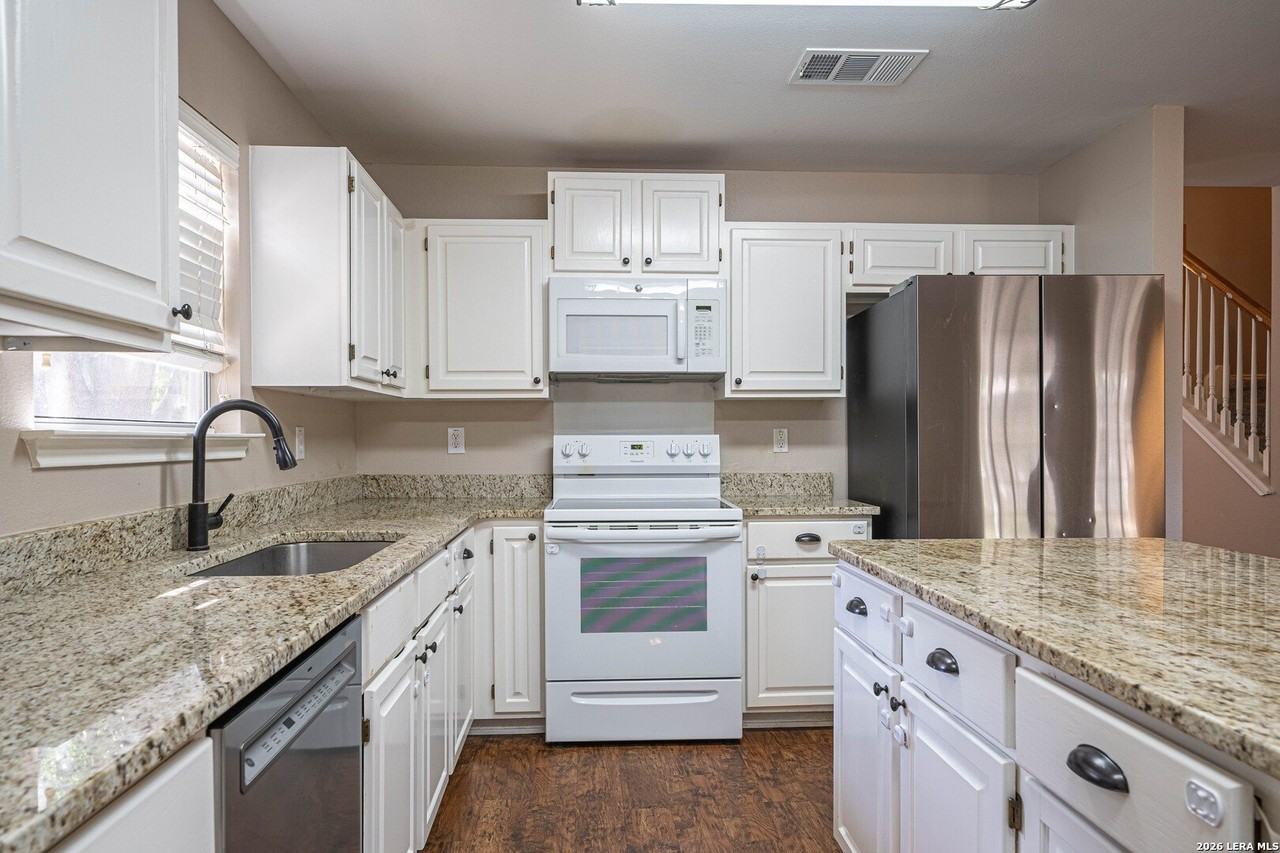 3620 Prairie Ln - Photo 7 of 30