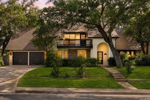 featured image of 2822 Low Oak St