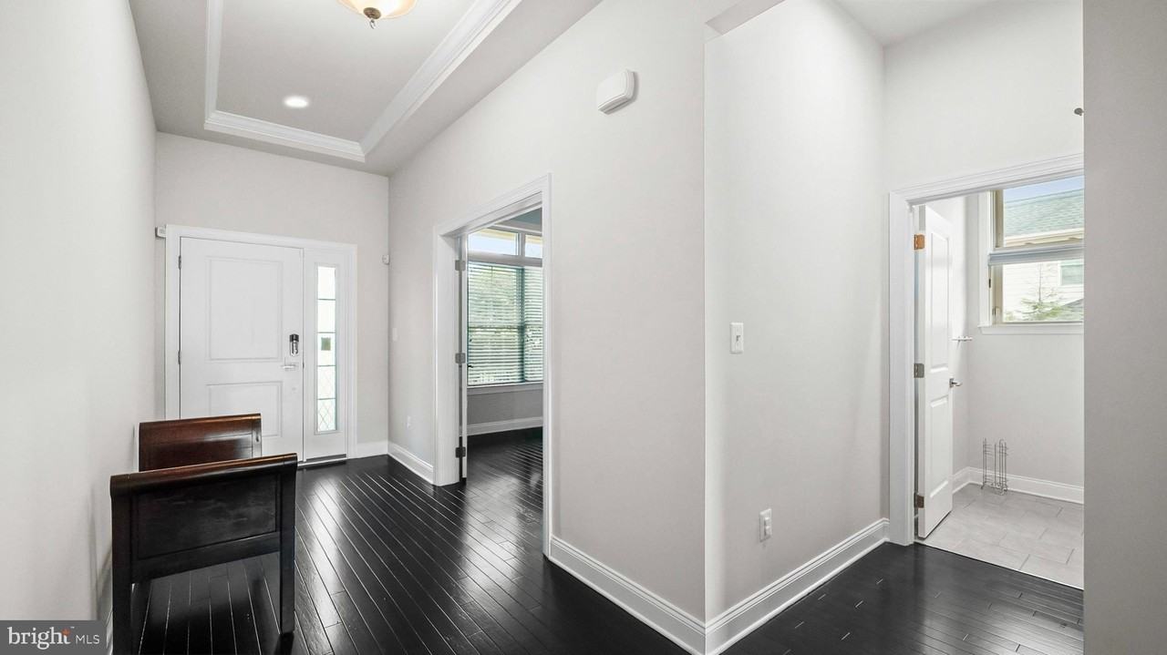 1639 Stream Valley Overlook - Photo 4 of 50