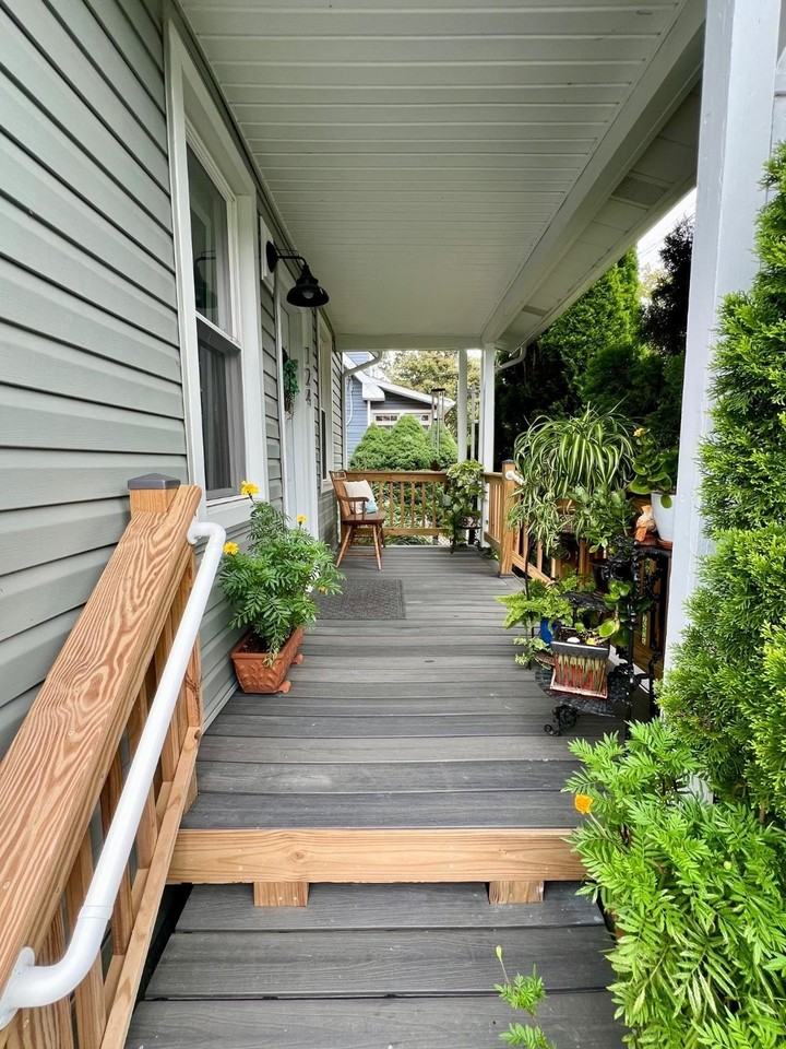 124 W Franklin St - Photo 4 of 21