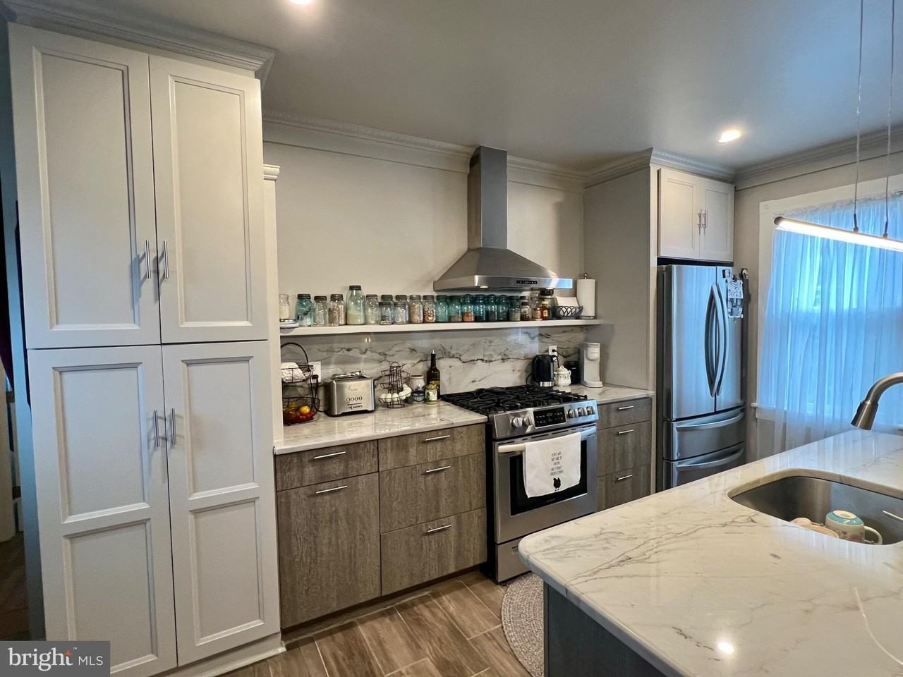 124 W Franklin St - Photo 7 of 21