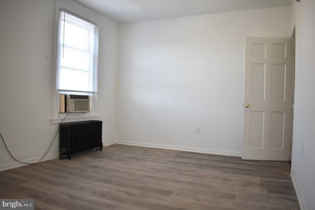 6031 Market St #2A - Photo 5 of 10