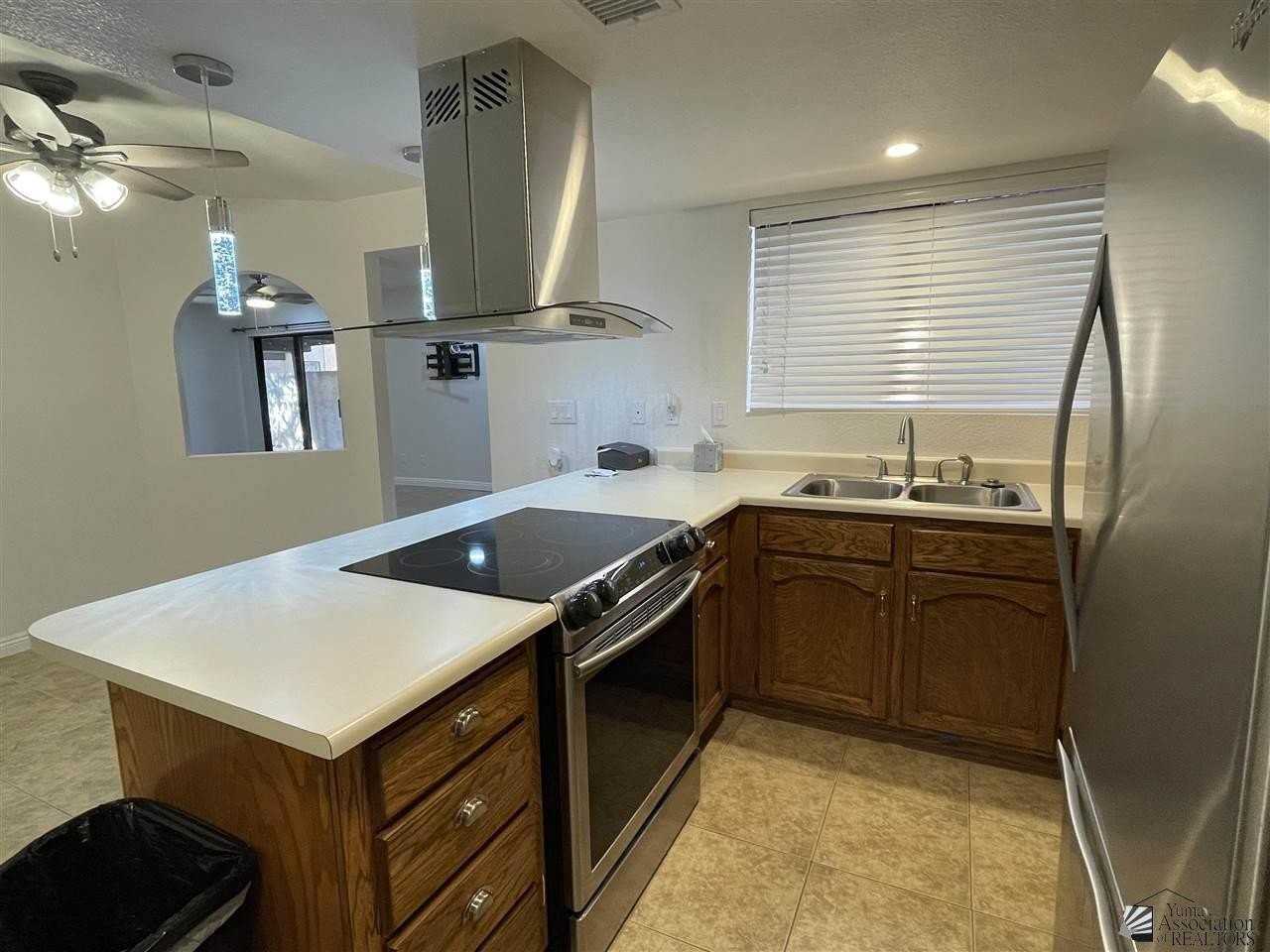 10628 S Calle Raquel - Photo 4 of 27