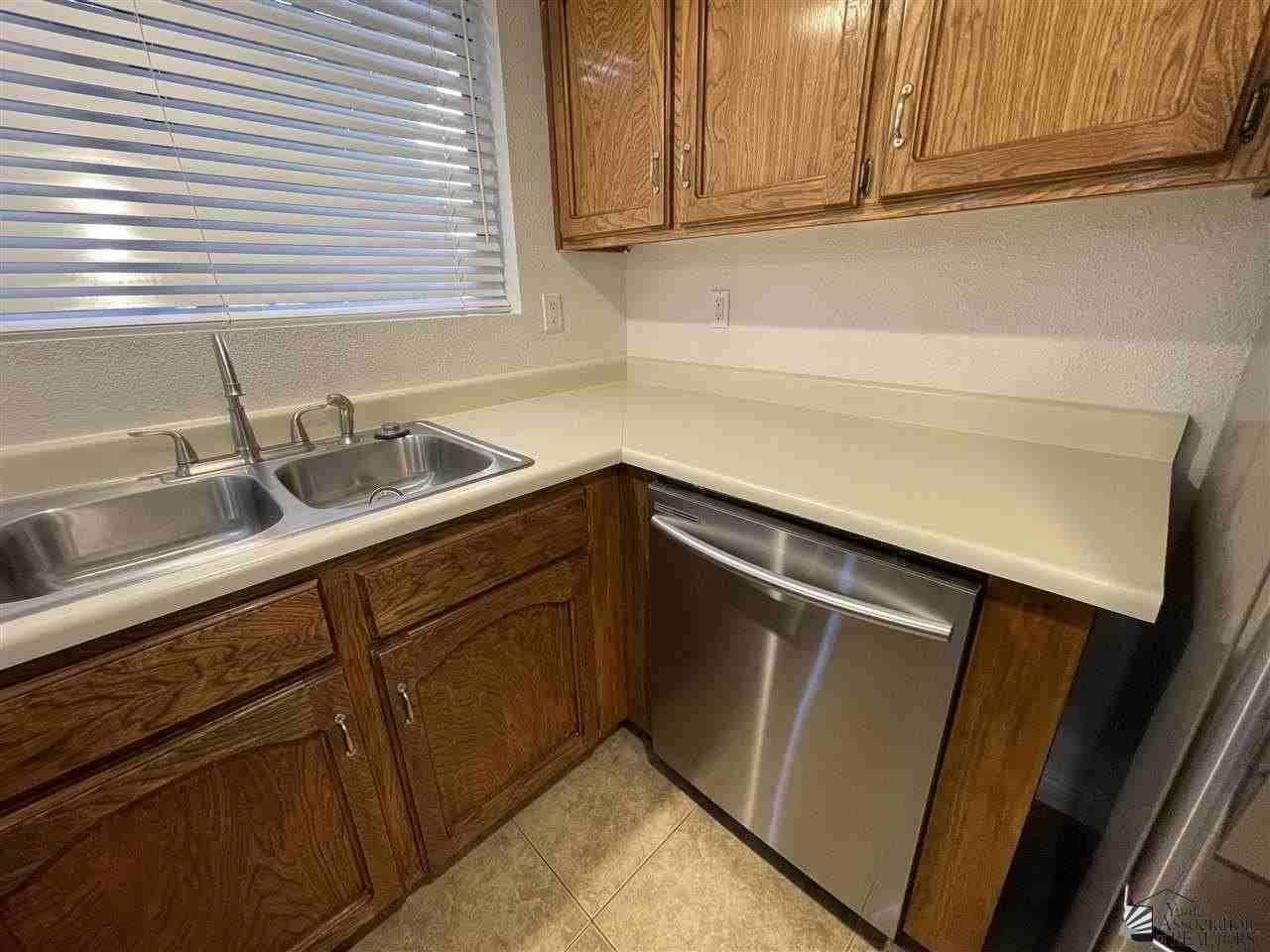 10628 S Calle Raquel - Photo 6 of 27