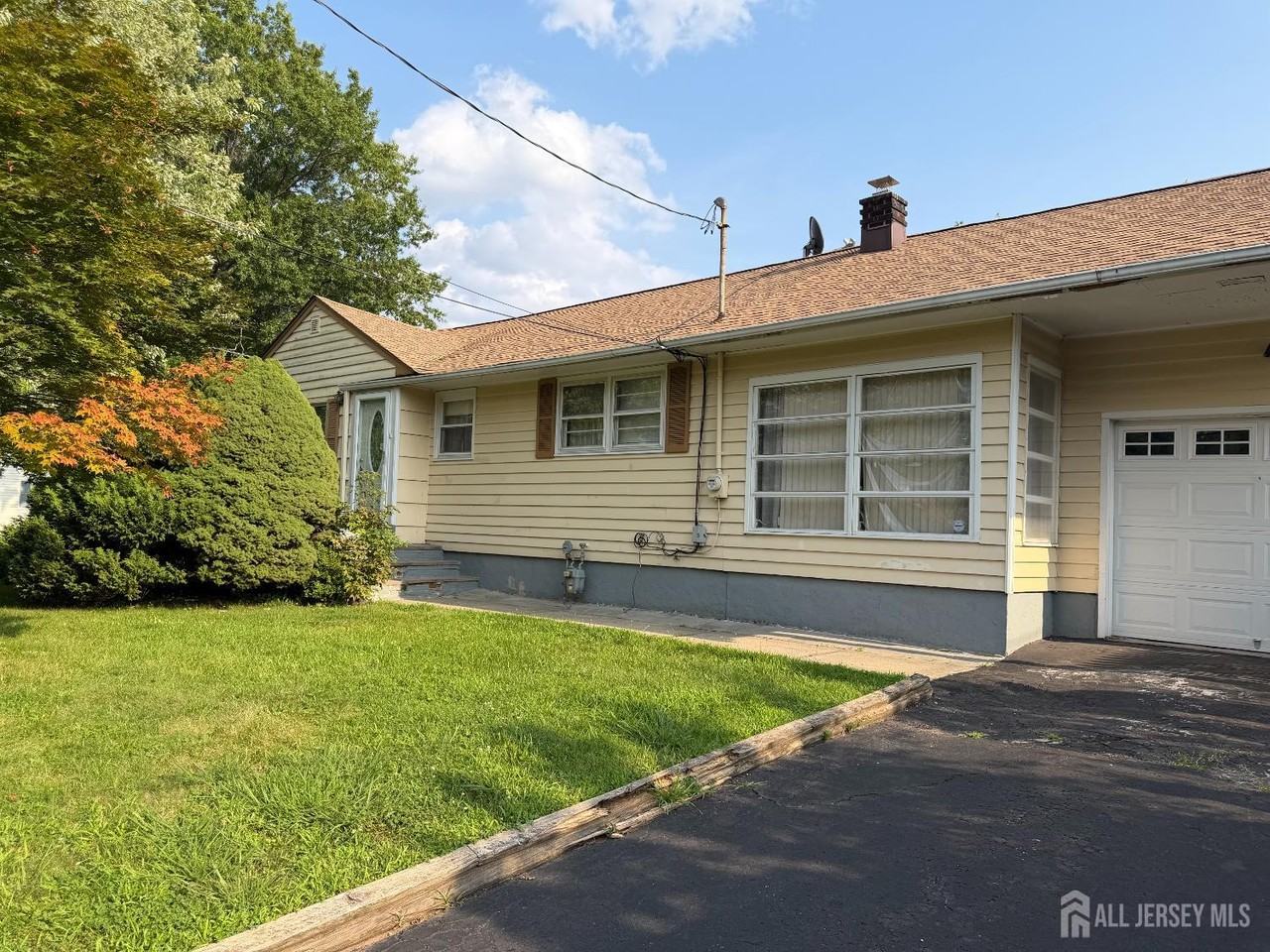 943 New Dover Rd - Photo 2 of 2