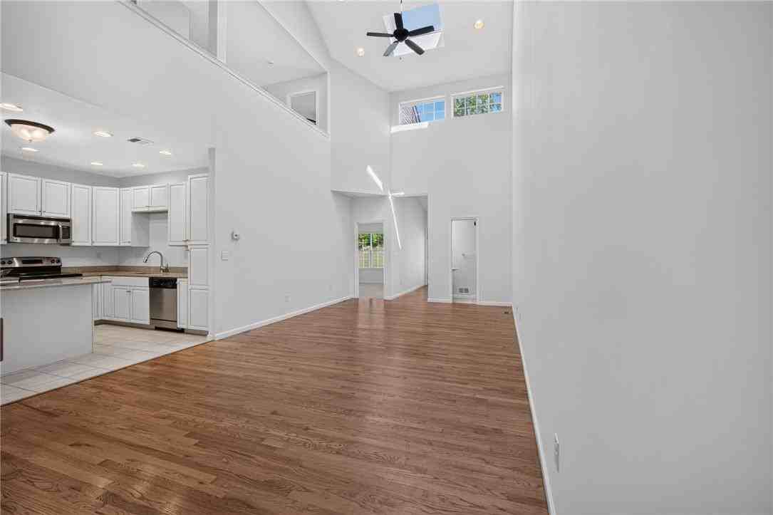 5127 Dogwood Trl - Photo 5 of 43