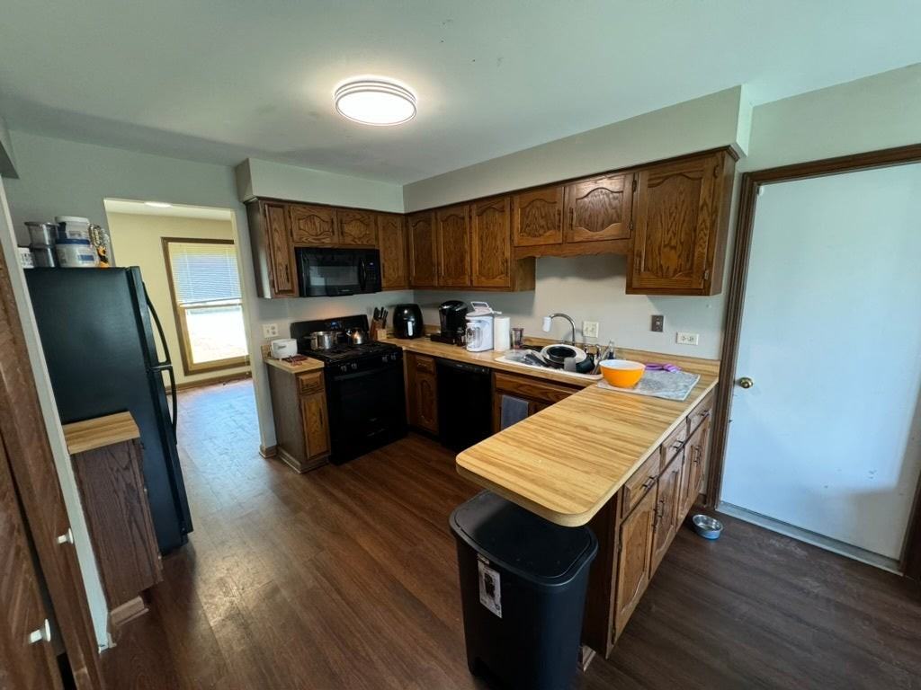 1013 E Benton Ave - Photo 2 of 18