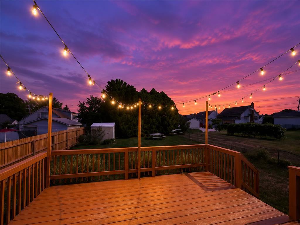 2336 South St - Photo 4 of 33