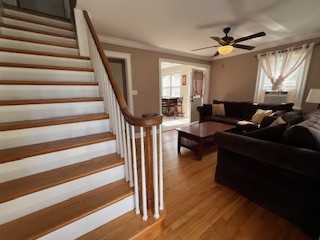 2336 South St - Photo 5 of 33