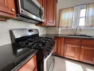 2336 South St - Photo 7 of 33