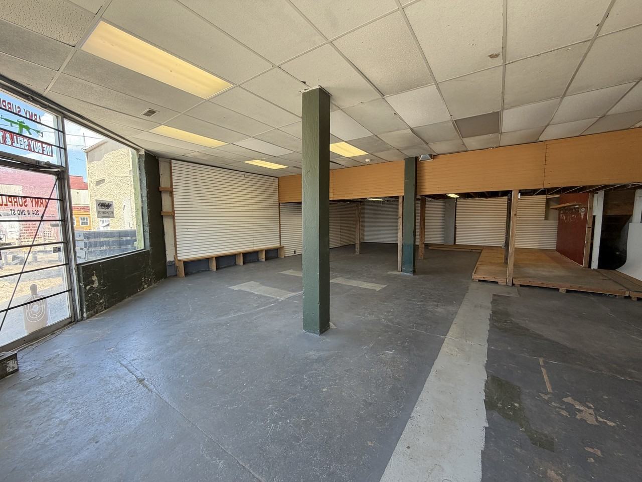 204 W 2nd St #3 - Photo 5 of 6
