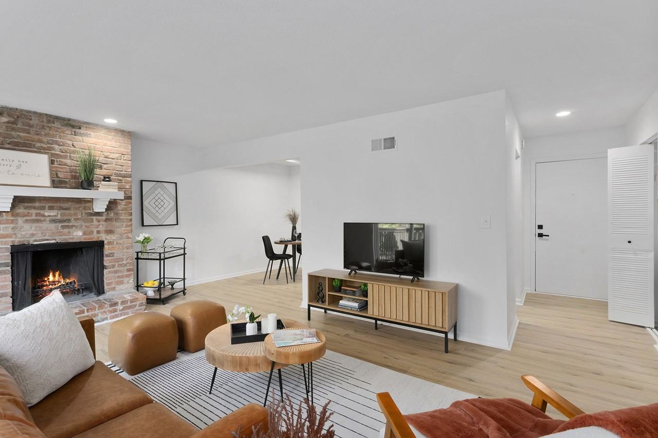 Kings Cove Apartments - Photo 4 of 34
