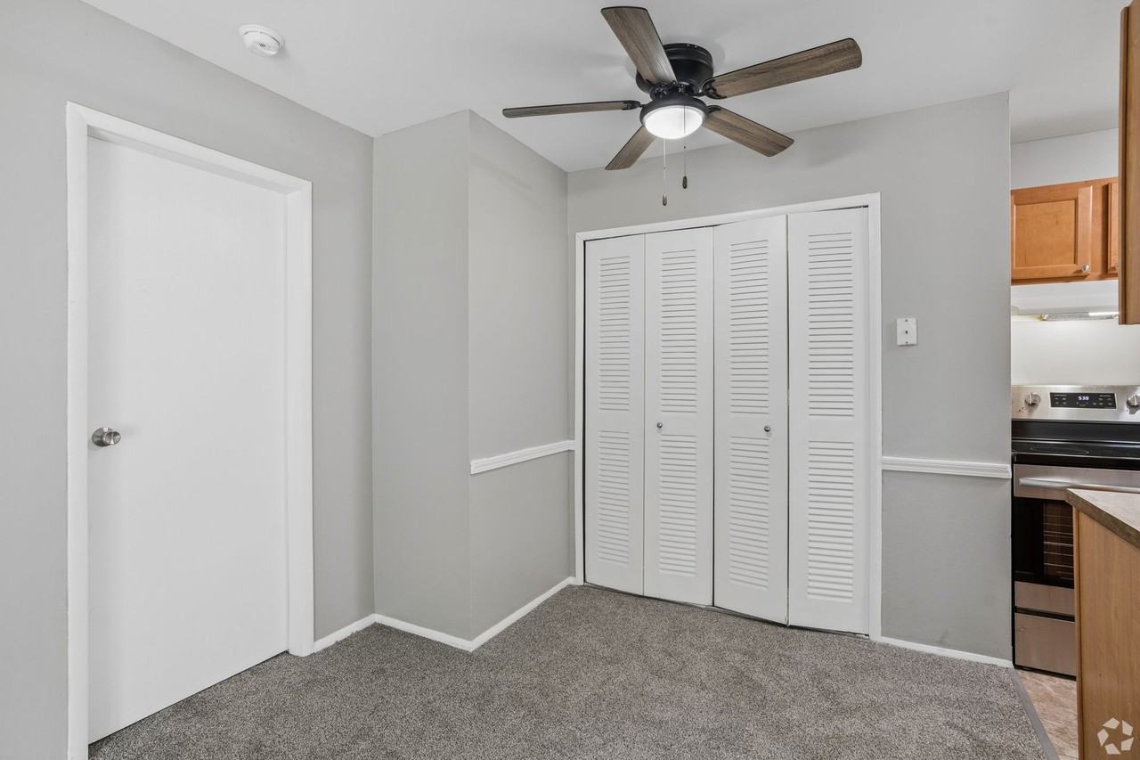 Laporte Commons Apartments - Photo 2 of 26
