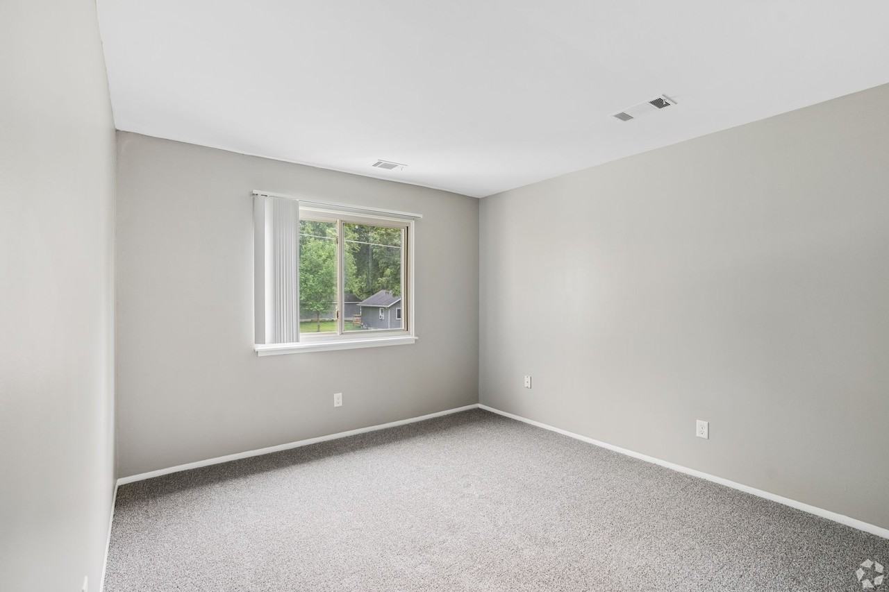 Laporte Commons Apartments - Photo 4 of 26