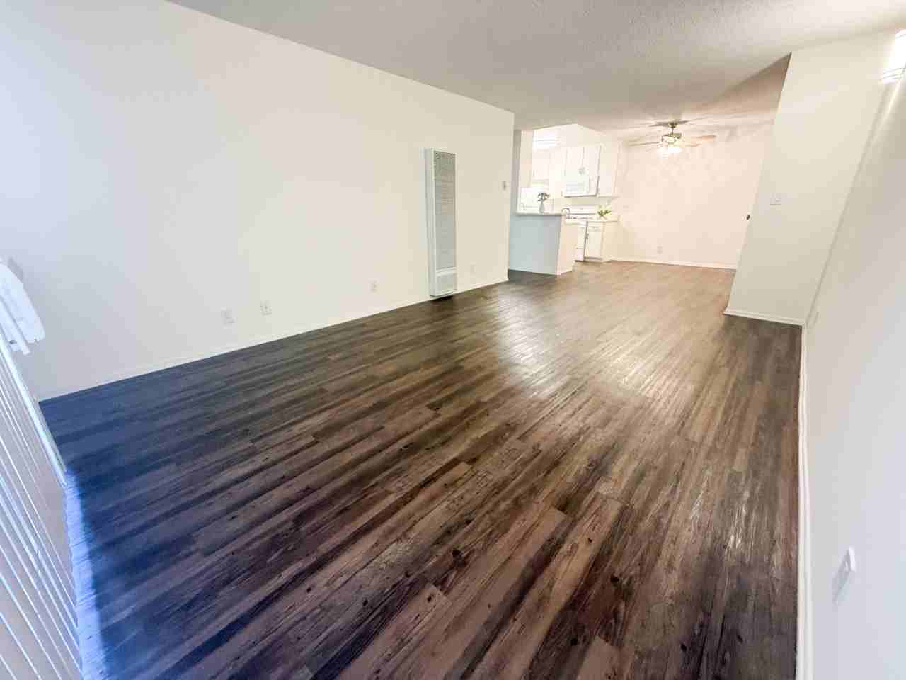 11018 Moorpark Apartments - Photo 2 of 16