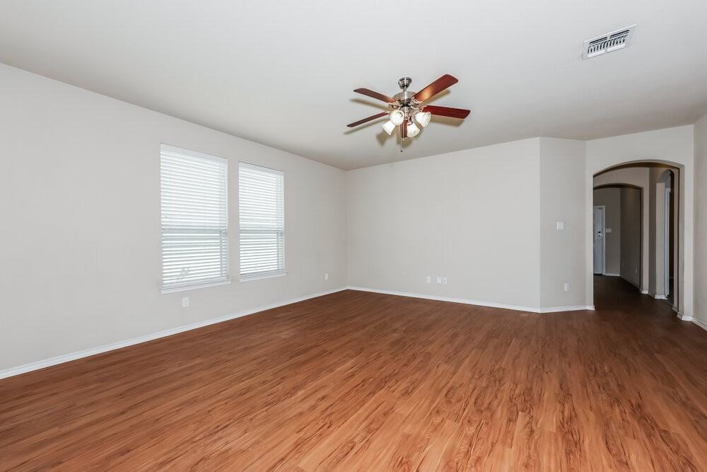 10973 Caldwell Ln - Photo 3 of 16
