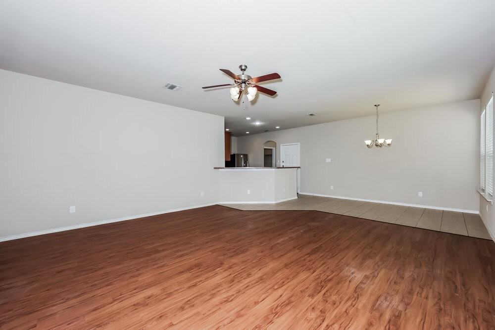 10973 Caldwell Ln - Photo 4 of 16