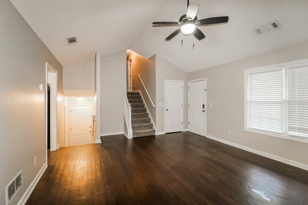 2847 James Henry Dr - Photo 6 of 18