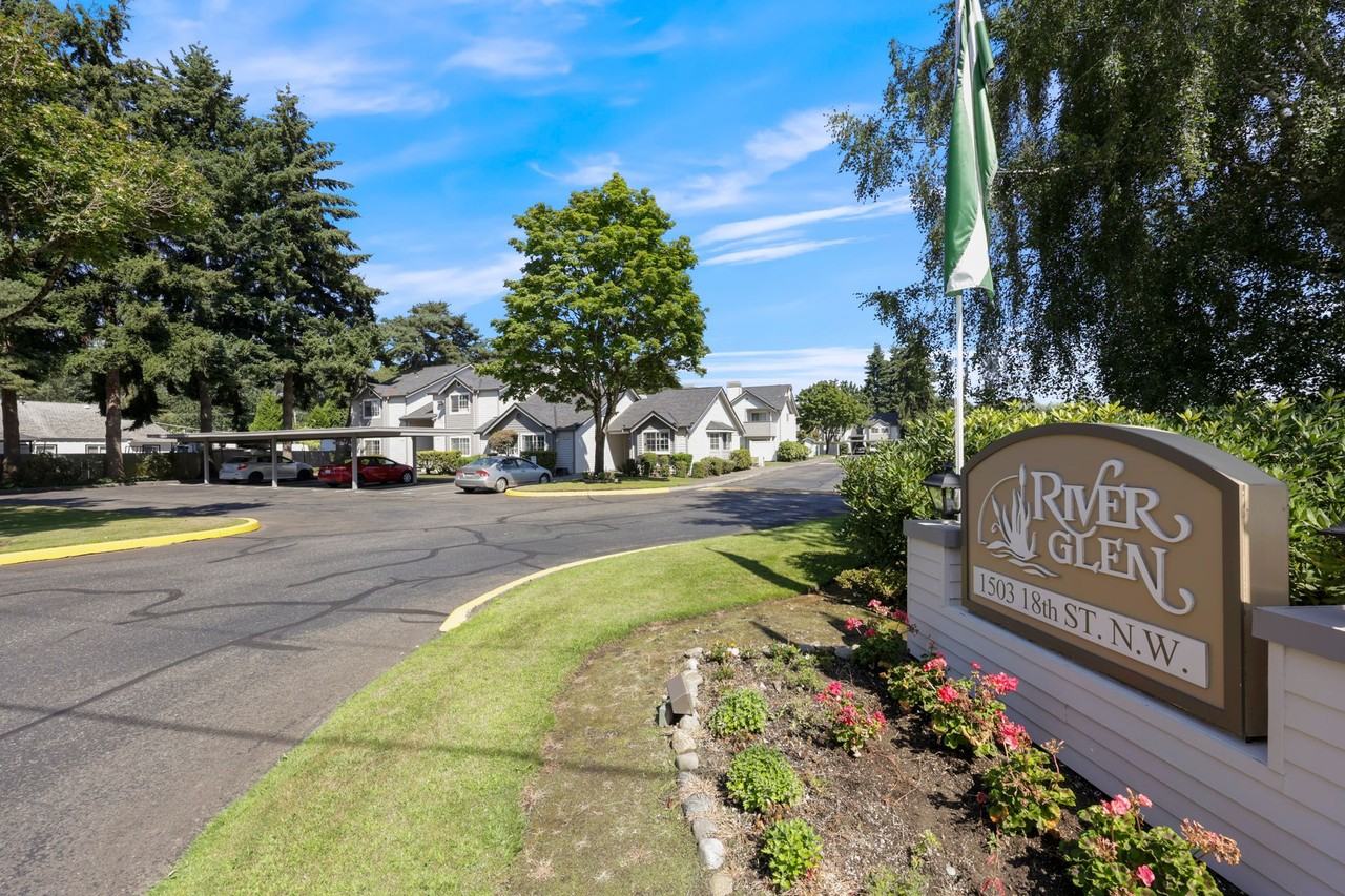 River Glen Apartments - Photo 5 of 13