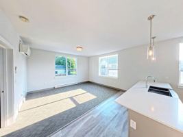 featured image of 15 Manseau St