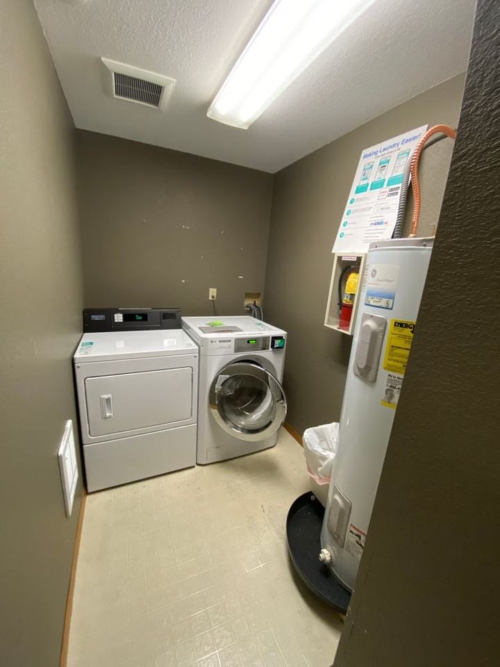 209 E 14th Ave #22 - Photo 6 of 16