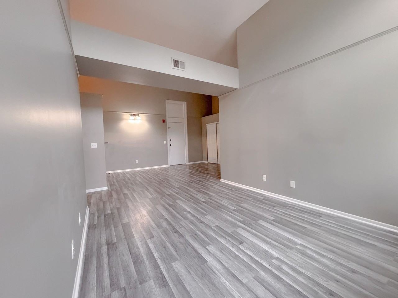 Mason School Apartments - Photo 6 of 50