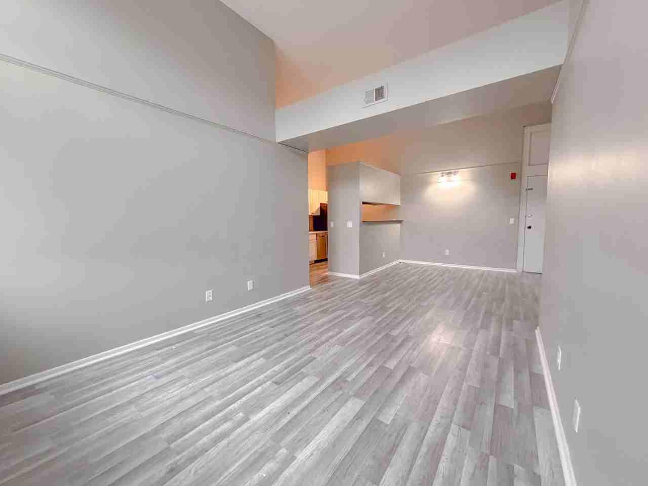 Mason School Apartments - Photo 7 of 50