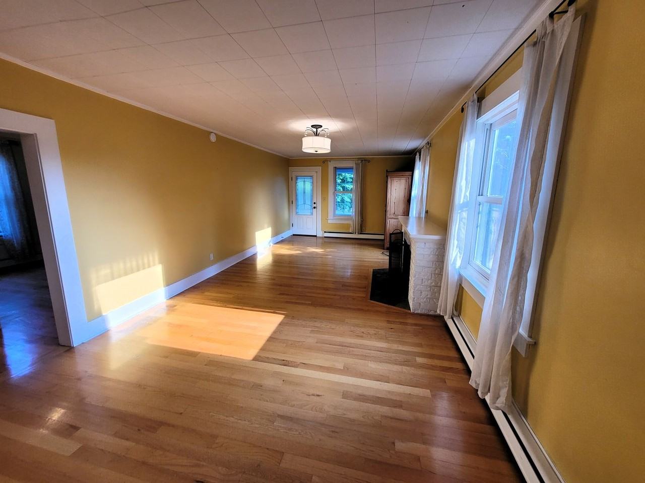 1614 Eldridge Ave - Photo 7 of 50