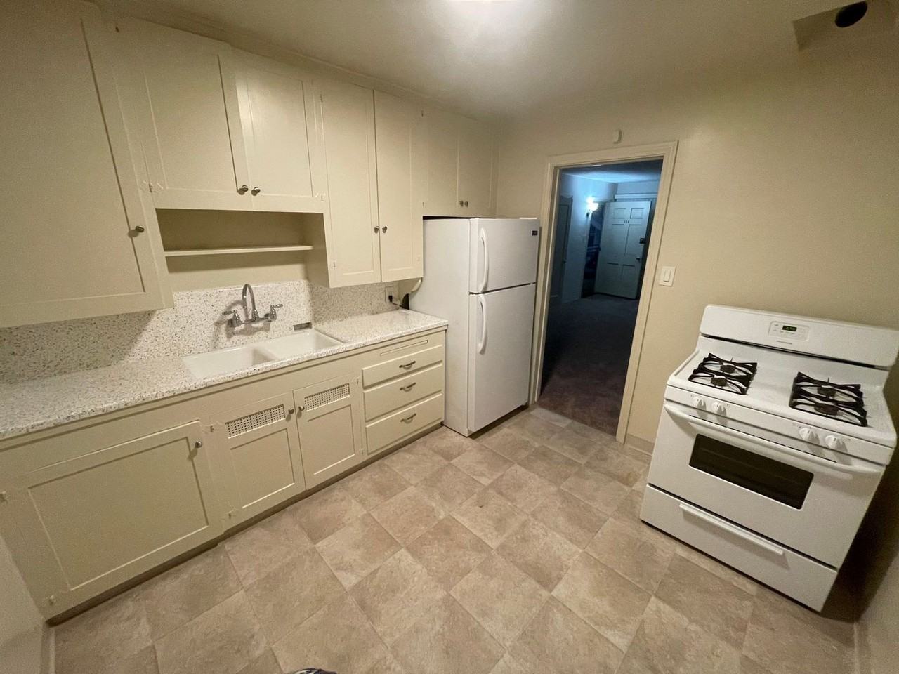219: 1520 E 2nd St. - Photo 6 of 22