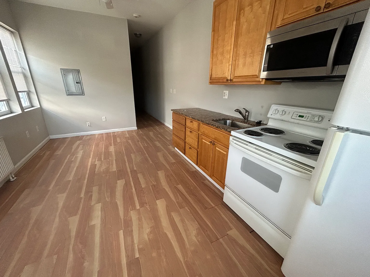 7327 West Chester Pike - Photo 5 of 18