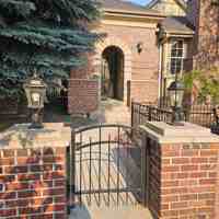 featured image of 164 S 2nd St
