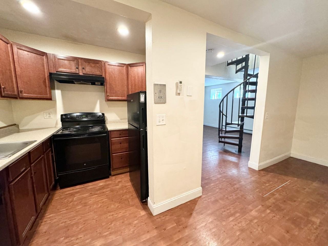 13 Ruggles St - Photo 2 of 7