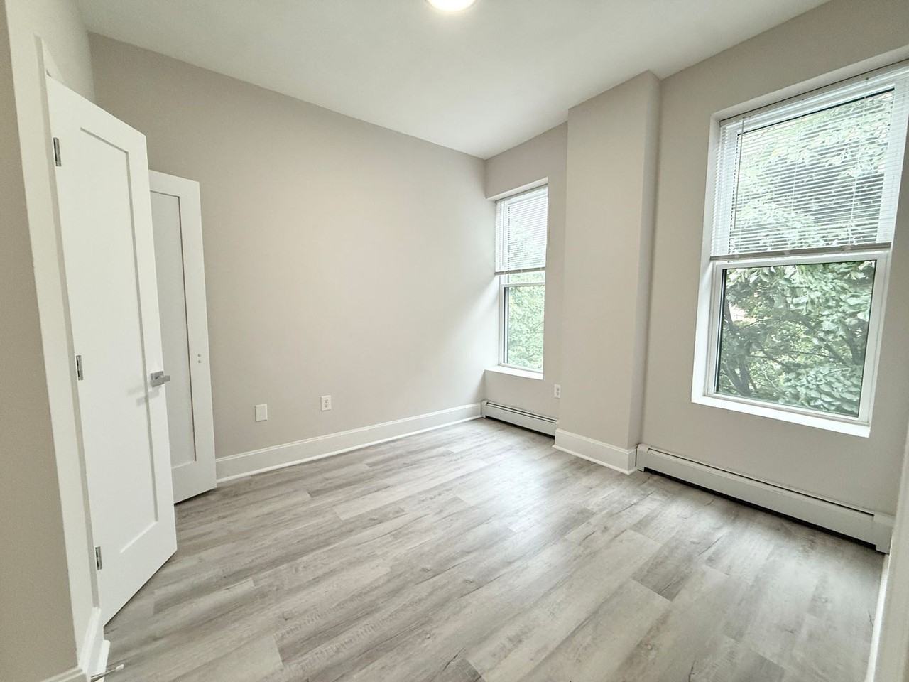 15 Ruggles St - Photo 4 of 5
