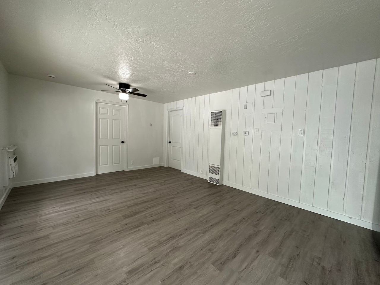 The Redwood Flats - Photo 5 of 15