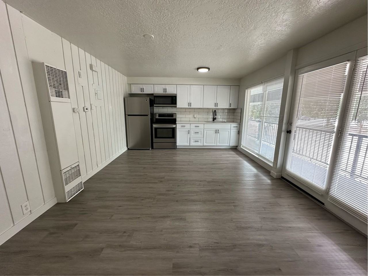 The Redwood Flats - Photo 6 of 15